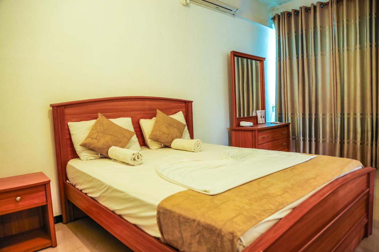 Hotel Oak Ray La Ella Breeze Exterior foto